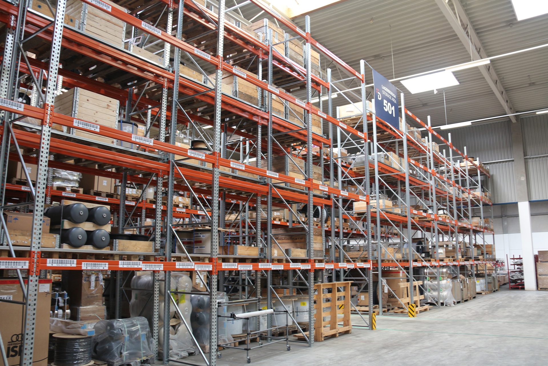 Logistik-, Lager- und Produktionshallen